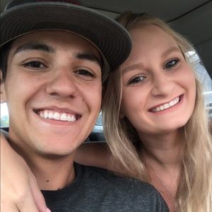 Meet your Posher, Brittney